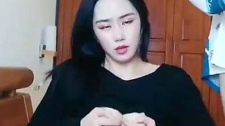 Chinese Girls Have a Nice Time Eating Each Others Furry
