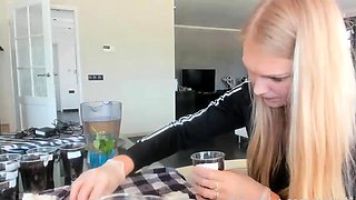 Hottest Amateur 19yo Blonde Teen going solo on Webcam