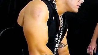 Skinny MILF Kathylee fucked hard at casting by muscle man after shooting