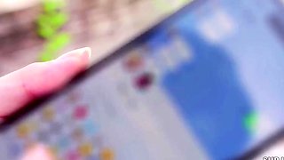 Horniest Amateur Asian Teen ass shake on Webcam