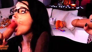 DarlingKiyomi – Halloween Bully Gangbang! - Taboo