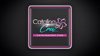 Catalina Cruz - Sensual Soaking