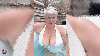 Trying Out My New Swimwear