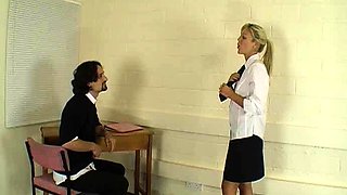 Sexy brunette and kinky blondes extreme threesome