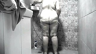 Mature, plus-size, globes