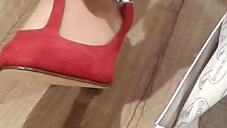 I Went Shopping with a Beautiful Slut and Persuaded Her to Take off Her Panties and Show Her Pussy.