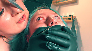 Hand Over Mouth Kitchen Ownership - Thick Stepmom Claims Skinny Stepdaughter in Gloves