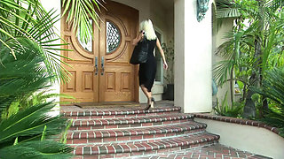 Tiny Cytherea Squirts Hard During Fuck Until He Cums on Her Face