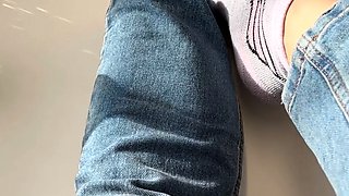 Flexible foot fetish masturbating with feet and hands