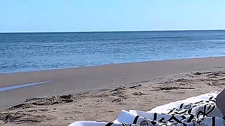 Squirting in a ****** Beach