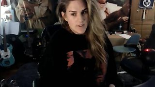 Shemale tranny enjoying solo masturbation
