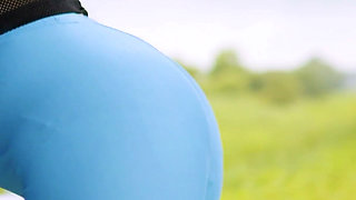 156 Goddess Anya’s Tight Blue Leggings: Provocative Yoga Pants Ass Show