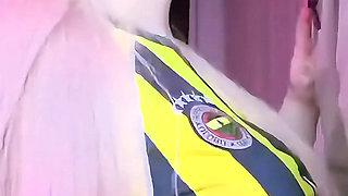 A blonde woman alone with a large penis - Turkish Porn Fenerbahce