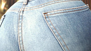 Soaking Linda Latina Rebel's Tight Jeans in Semen