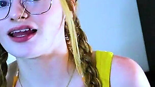 Sexy College Nerd Reese Robbins gives me some sloppy toppy