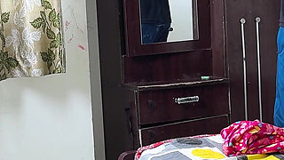 Komal Was Coming From a Bath, Secretly the Neighbor Was Entering and Sniffing the Clothes