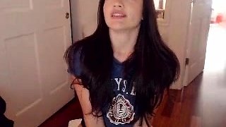 Amateur Webcam Teen Flashes Masturbates