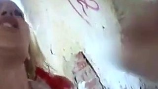 Die deutsche Schnheit Lara Cumkitten in Latex-Anal-Hardcore