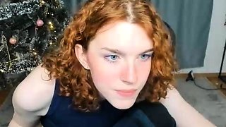 Pretty redhead webcam masturbation show