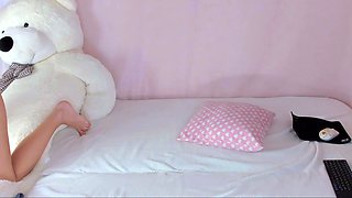 Blonde tight pussy babe solo toy fun in glamour masturbation