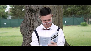 Mature4k. czech cougar nicole wonder enjoys to bring strangers to her bed