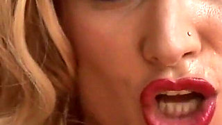 Busty Secretary in Stocking and Highheel