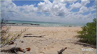 Beautiful Handjob On A Pblic Beach