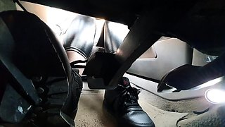 Heels Daze Org - Director'S Cut Aggressive Fast Driving In