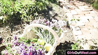 Nice lover - pubes movie - Girls Out West