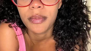 Webcam brunette solo masturbation