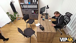 Vip4k. my first ever practice with office glory hole