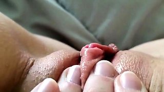 Flexing my Clit