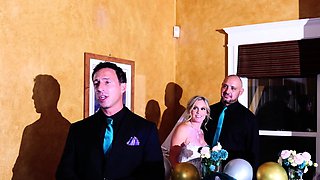 Group sex hardcore double blowjob swallowing cum