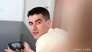 Gatita Veves Big Tit Threesome - Jordi Polla And Kesha Ortega