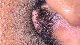 Eating a Queens Pussy
