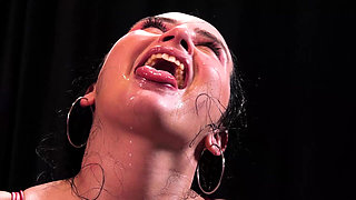 Eva Brooks Hardcore Gangbang Facial Cumshots
