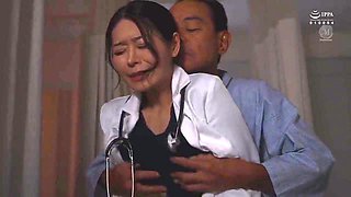 A Beautiful Married Woman Doctor Moistens Her Wealthy Patient With Her Saliva And Love Juices During Submissive Kisses And Creampie Sex. Iyo Shinohara