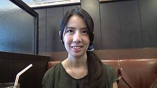 Yukari - Housewife Pick-Up (31y Old) Vol. 1