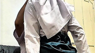 Fucking a Muslim High College Junior in a Malaysian Hotel