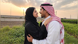 Arabian stepsister went for a walk in the fields and had other plans !
