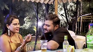 Desi Bhabhi Fucked Hard in Garden Doggy Style - Indian Aunty Creampie Pussy & Cum in Mouth