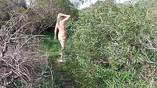 Granny Looks for a Lover Nacked in the Woods
