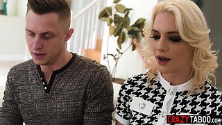 Guy fucked girlfriend in front of MILF