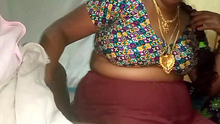 Indian Mallu Aunty Sex with Homemade Romance