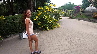 Crocodiles feeding and amateur Thai girlfriend ass spanking