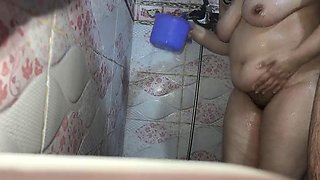 Horny Egyptian MILF Moroccancouple Fucked Hard in Steamy Shower