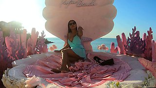 Big ass Thai GF anal after social media
