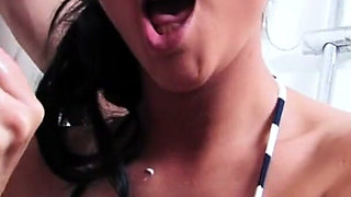 Bikini Babe Lexy Ward Sucks off Stud in Shower and Gets Mouthful of Cum