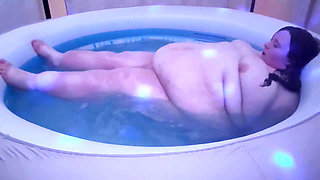 BBW SSBBW belly jiggles play in hot tub