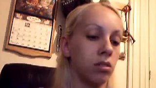 Blonde Pregnant Babe With Big Nipples